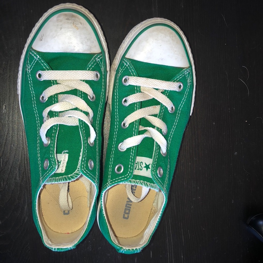 Green size 2 converse all star shoes